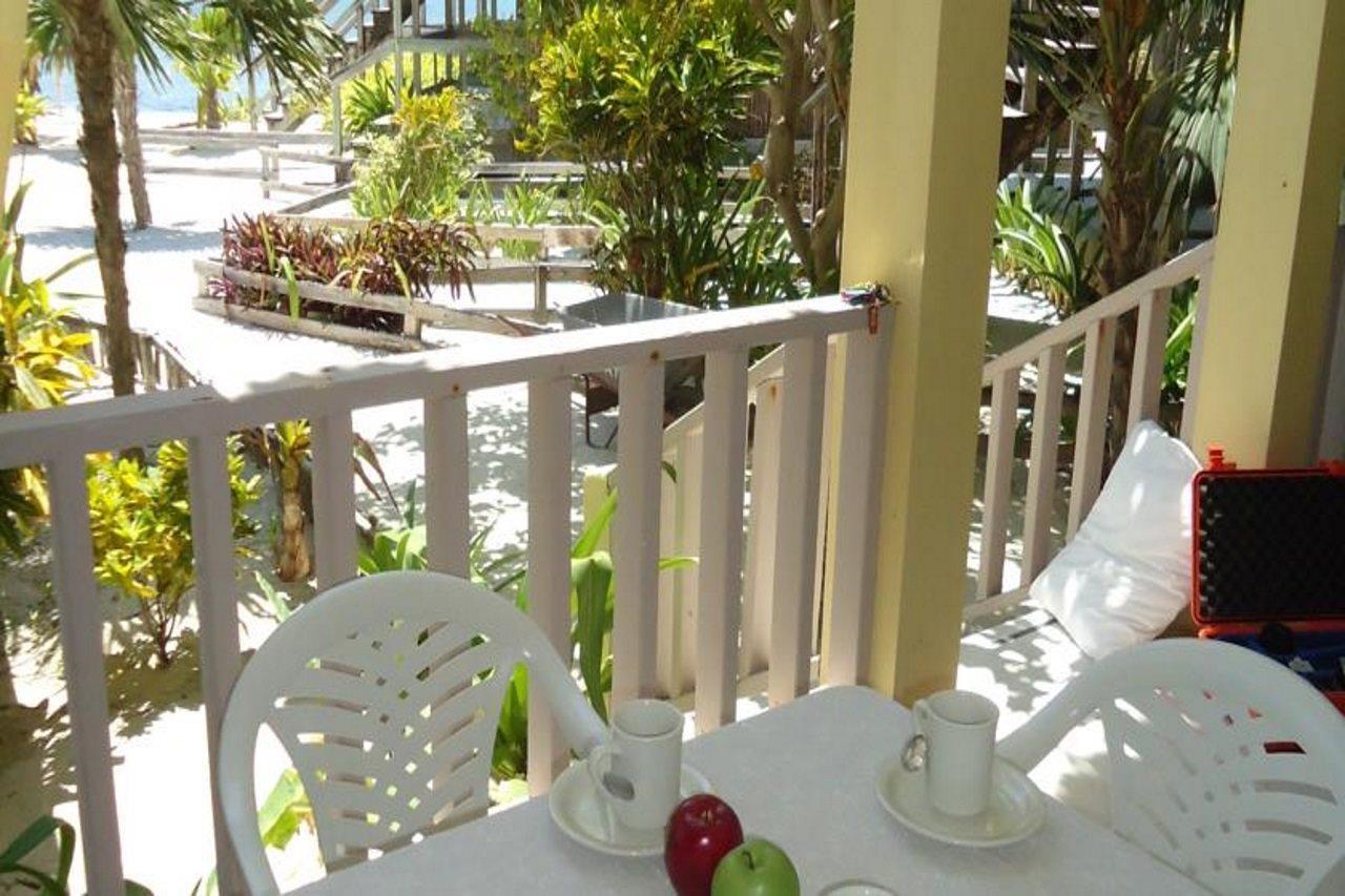 Exotic Caye Beach Resort San Pedro  Buitenkant foto
