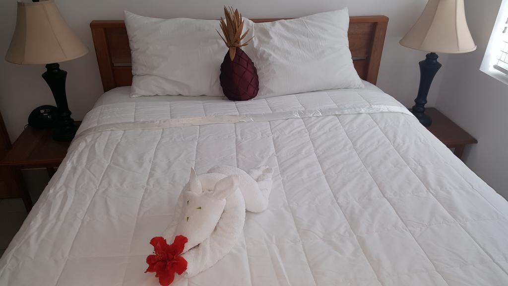 Exotic Caye Beach Resort San Pedro  Buitenkant foto